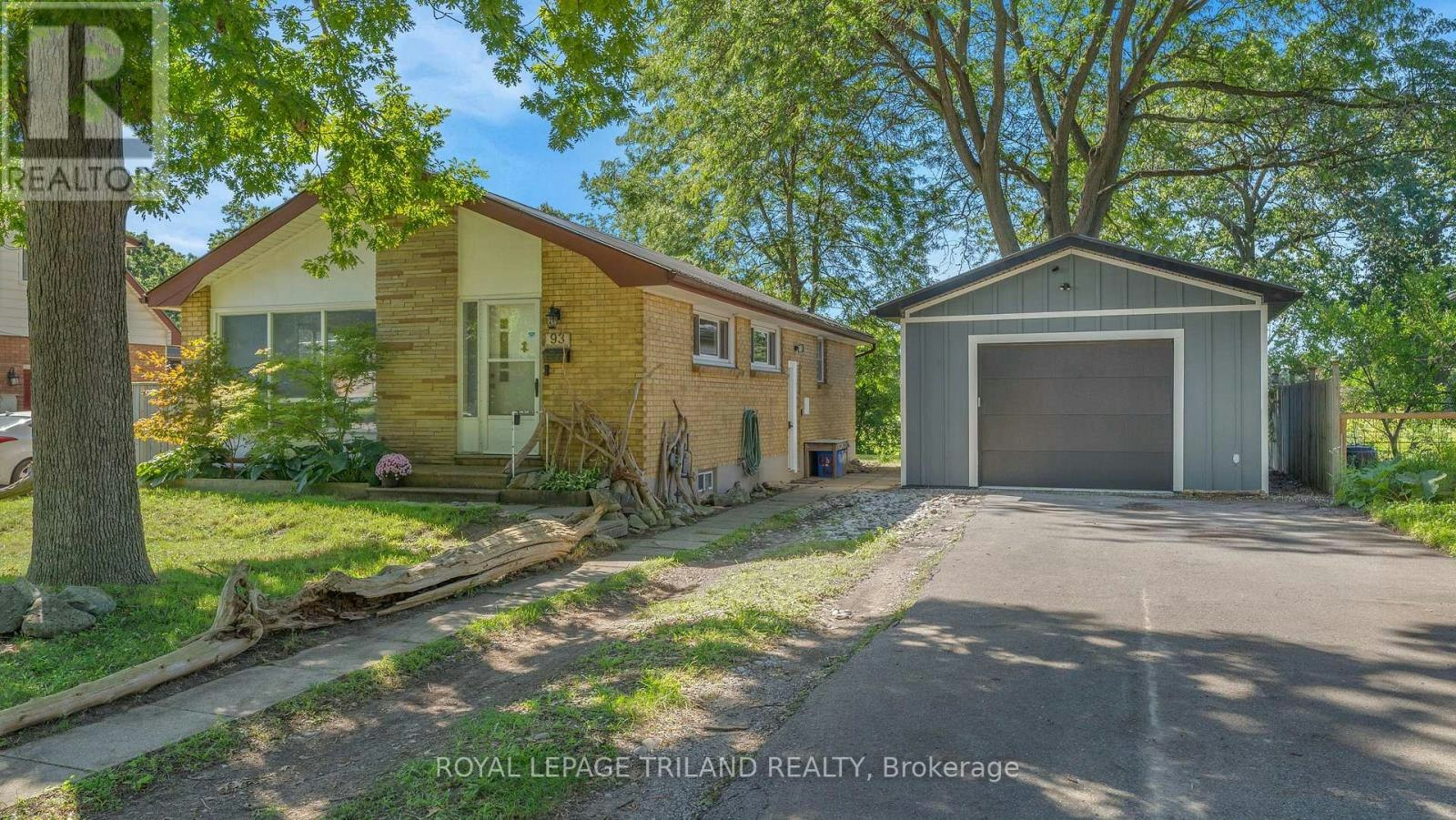 93 Manitoulin Drive, London, ON, N5W 1M5
