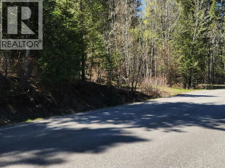LOT-21 Kallum Drive, 108 Mile Ranch, BC, V0K 2Z0 - 2