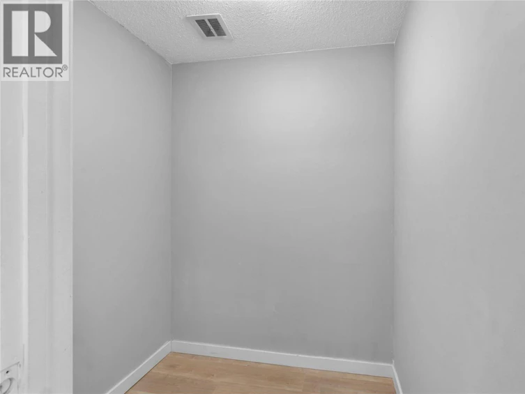 6-1595 Summit Drive, Kamloops, BC, V2E 1E9 - 15