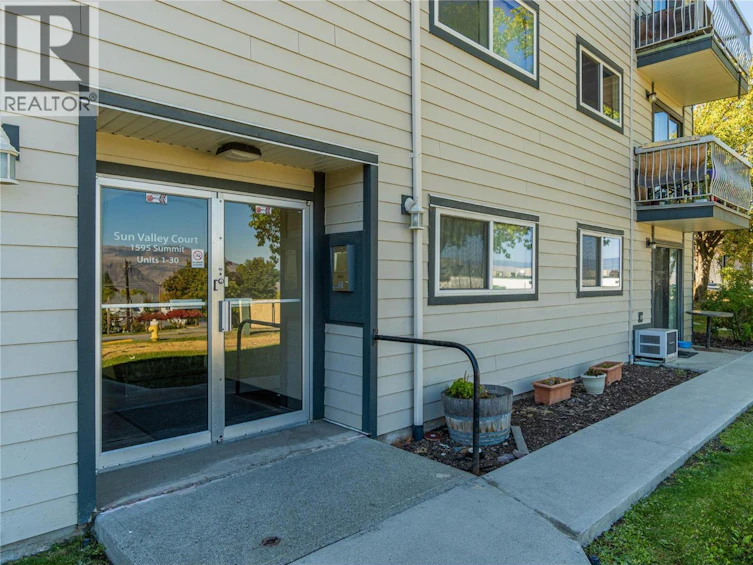 6-1595 Summit Drive, Kamloops, BC, V2E 1E9 - 20