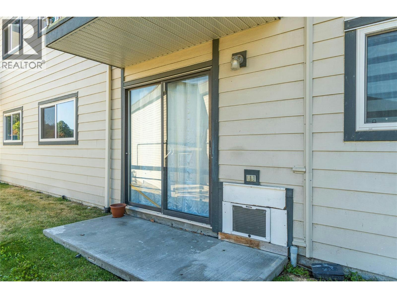 6-1595 Summit Drive, Kamloops, BC, V2E 1E9 - 17