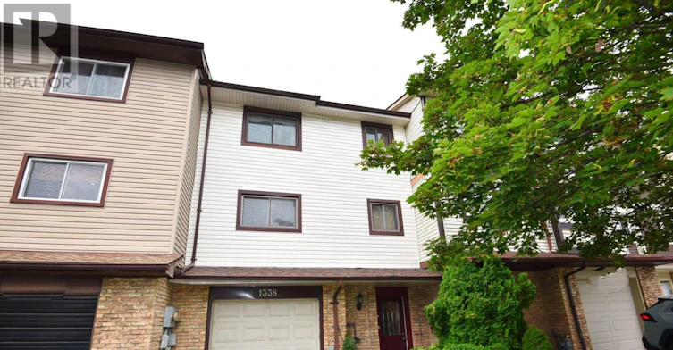 1338 Brands Court, Pickering, ON, L1V 2V4
