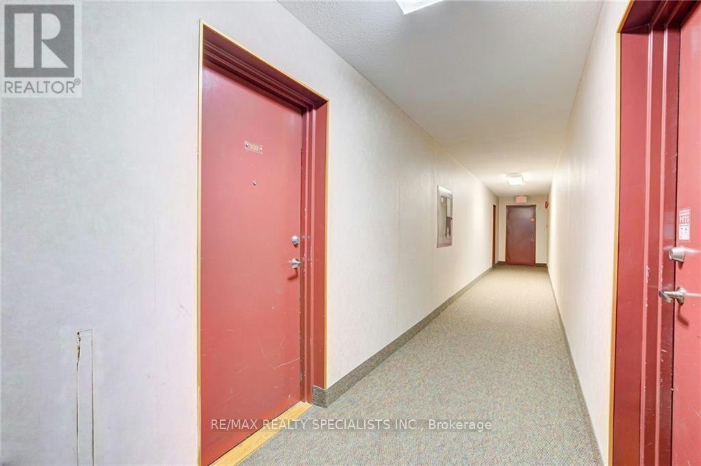 309-1100 Courtland Avenue, Kitchener, ON, N2C 2H9 - 3