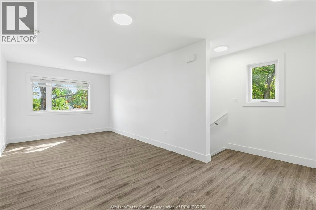 1746 Buckingham Drive, Windsor, ON, N8T 2A6 - 12