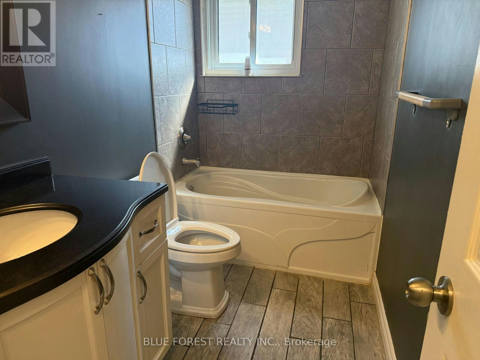 156 Edgeware Road SOUTH, St. Thomas, ON, N5P 3Y8 - 9