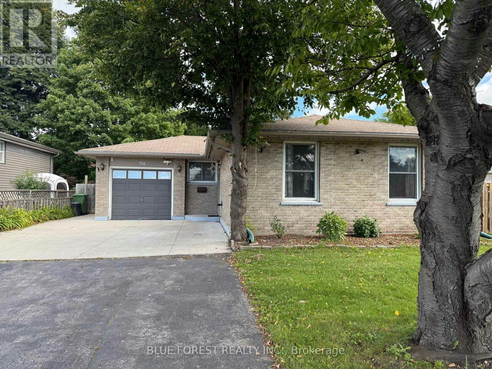 156 Edgeware Road SOUTH, St. Thomas, ON, N5P 3Y8 - 2