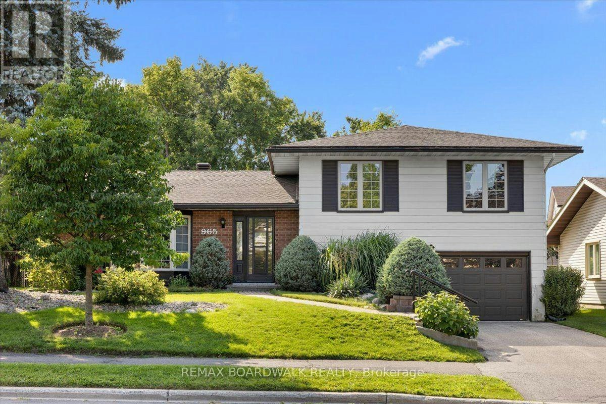 965 Cahill Drive W, Ottawa, ON, K1V 9H9