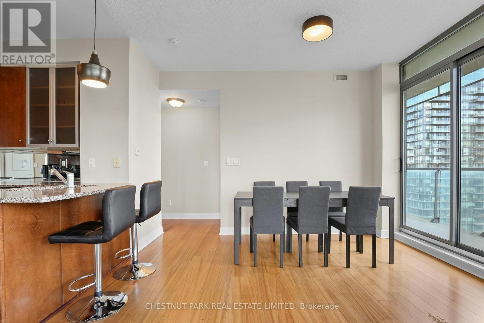 2002-18 Yorkville Avenue, Toronto, ON, M4W 3Y8 - 8