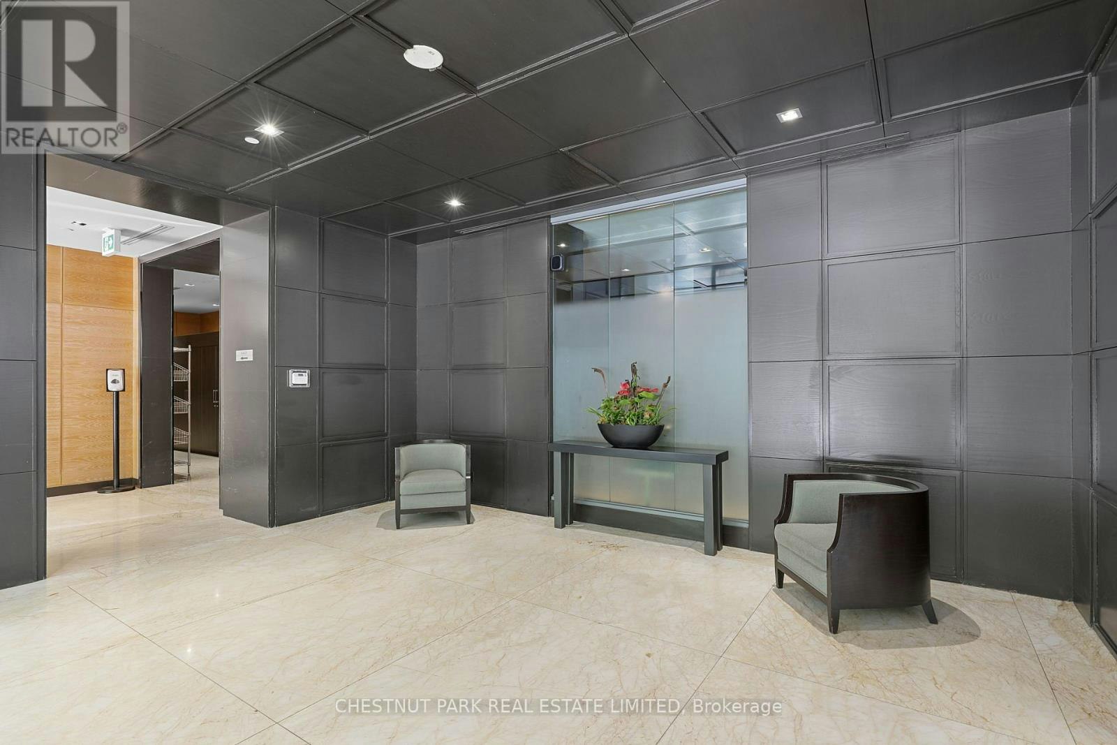 2002-18 Yorkville Avenue, Toronto, ON, M4W 3Y8 - 38