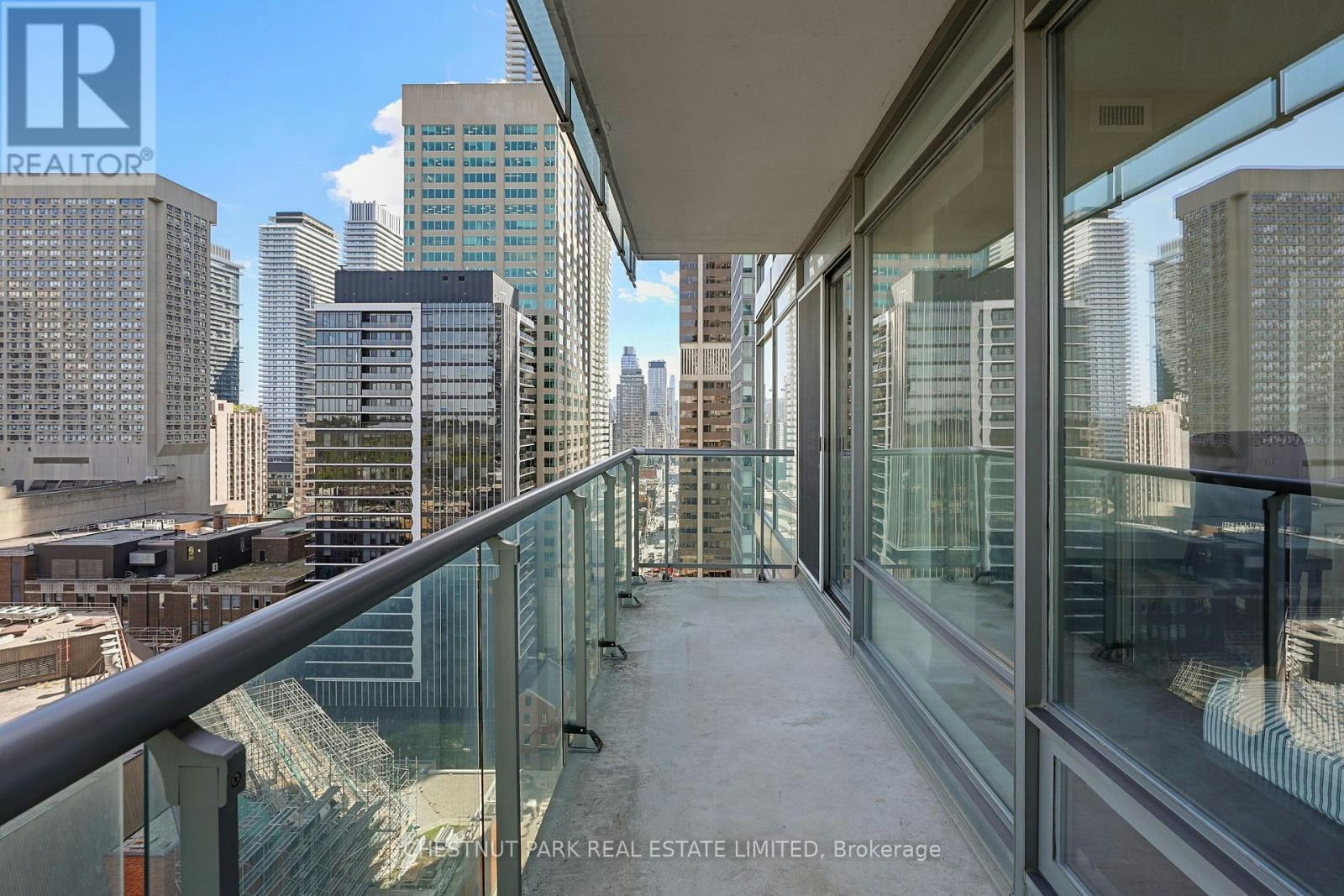2002-18 Yorkville Avenue, Toronto, ON, M4W 3Y8 - 11