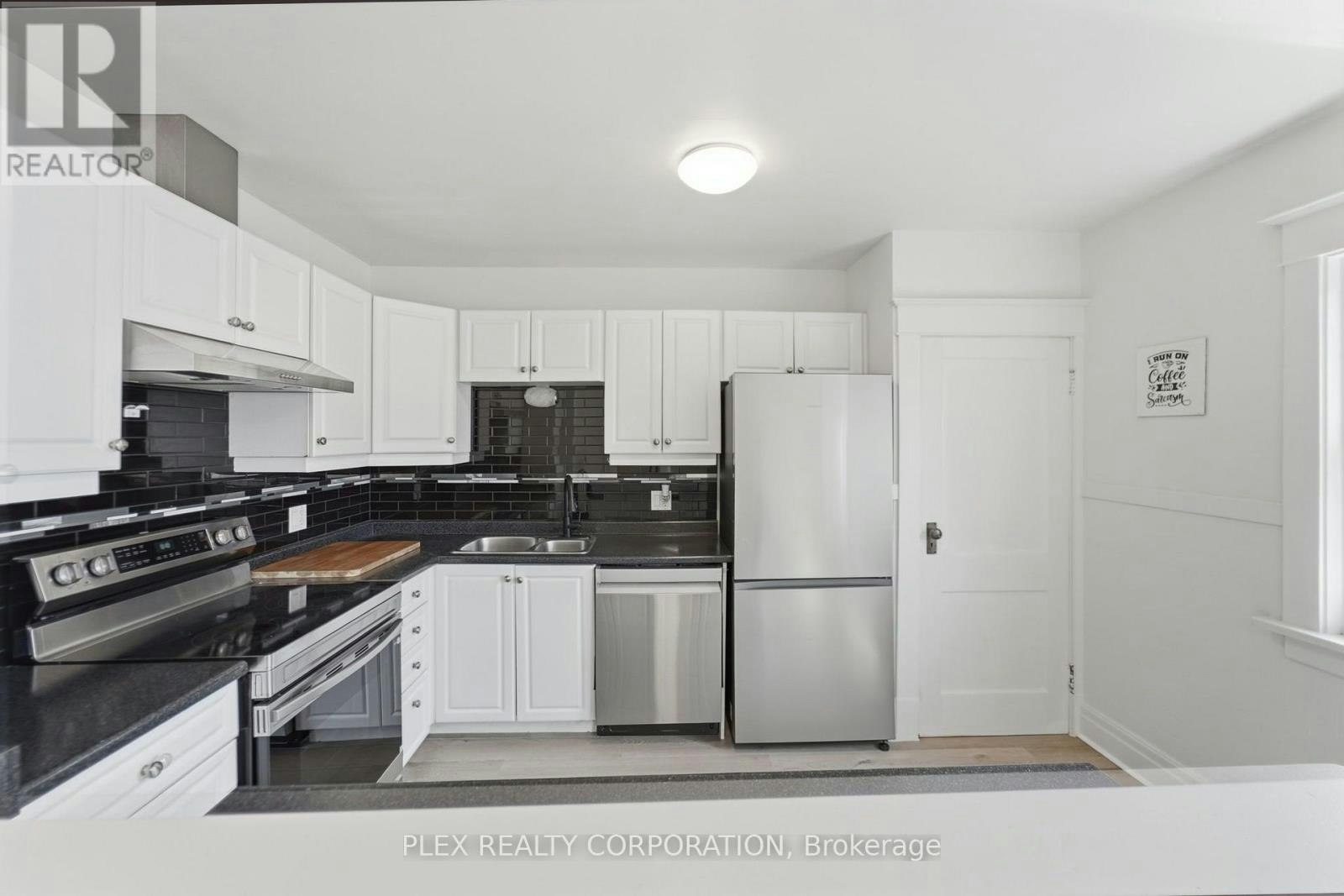 102 Beech Street, St. Catharines, ON, L2R 2B9 - 14