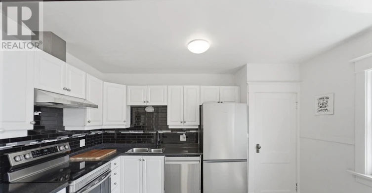102 Beech Street, St. Catharines, ON, L2R 2B9 - 14