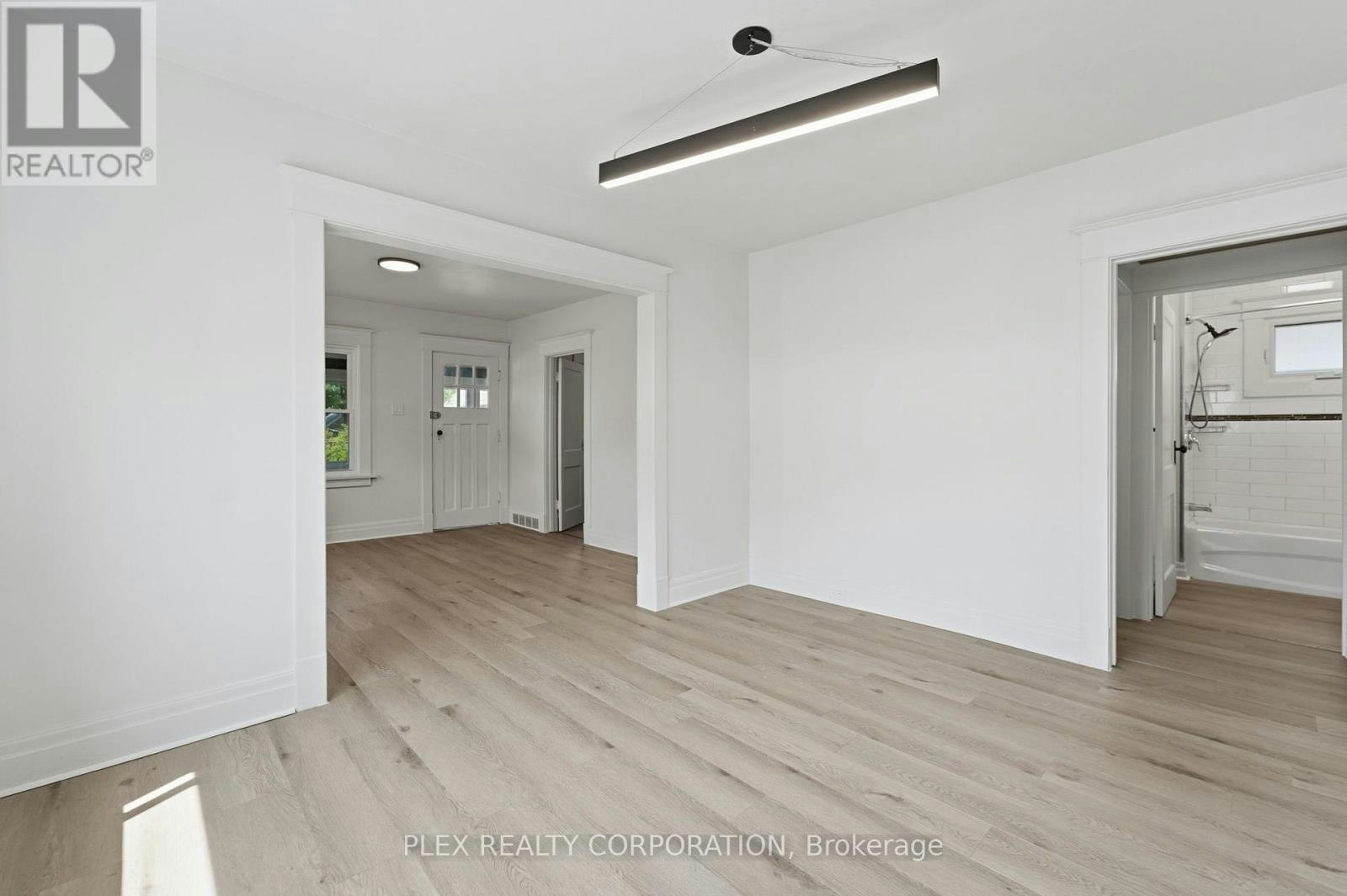 102 Beech Street, St. Catharines, ON, L2R 2B9 - 10