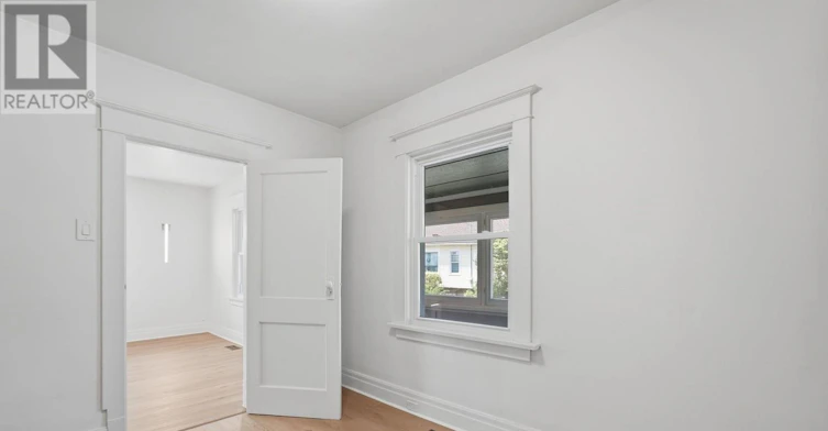 102 Beech Street, St. Catharines, ON, L2R 2B9 - 17