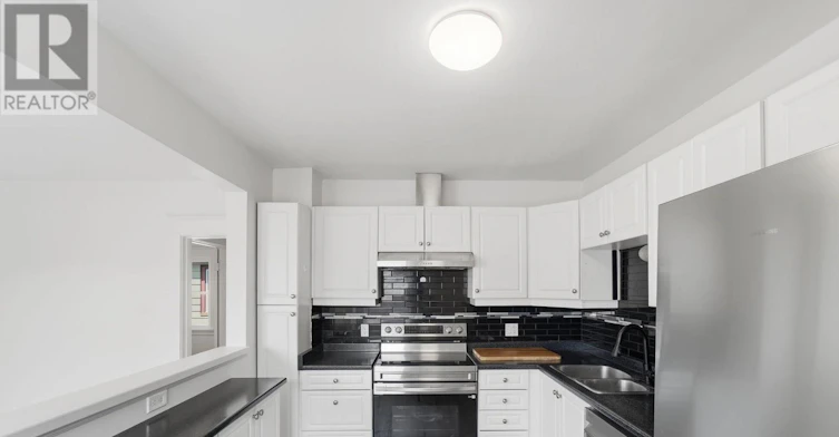 102 Beech Street, St. Catharines, ON, L2R 2B9 - 12