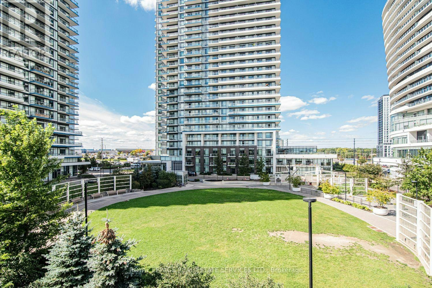 17-2530 Eglinton Avenue W, Mississauga, ON, L5M 0Z5