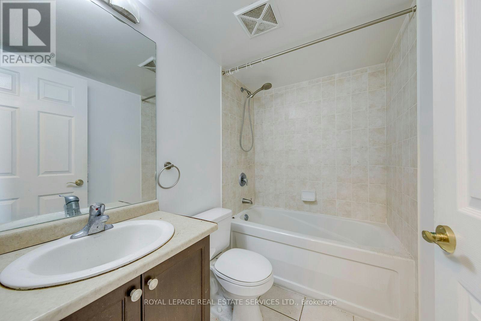 2012-30 Grand Trunk Crescent, Toronto, ON, M5J 3A3 - 25