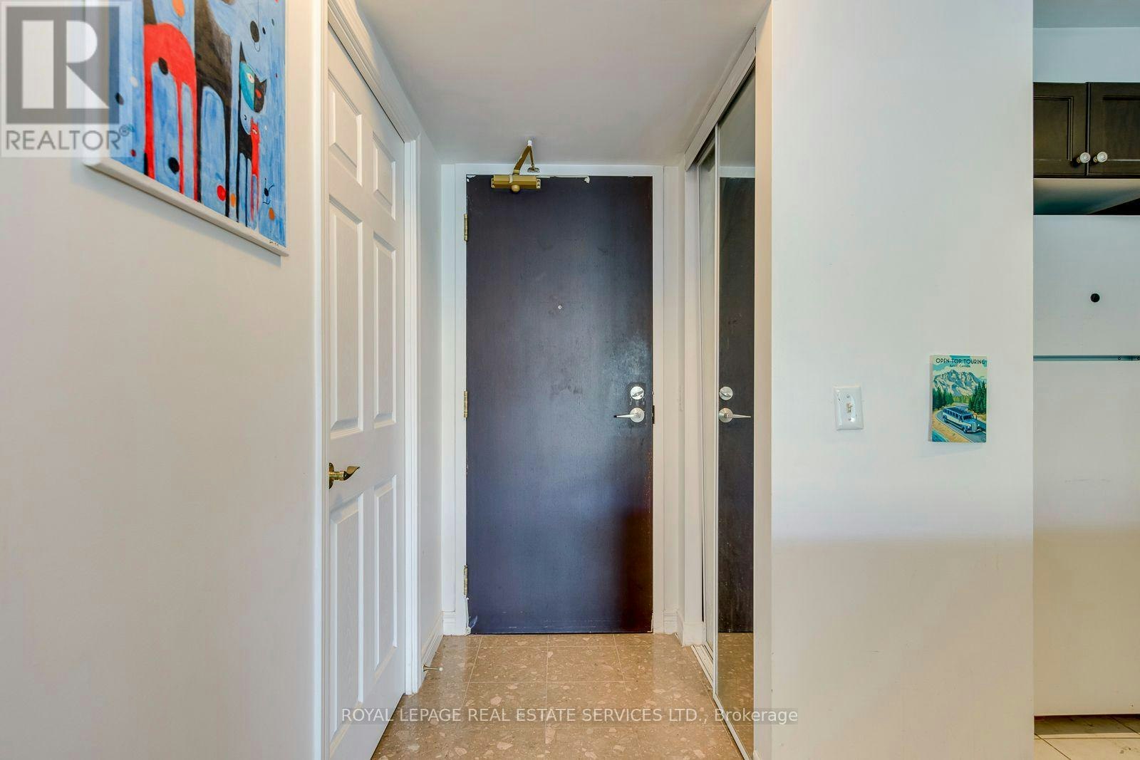 2012-30 Grand Trunk Crescent, Toronto, ON, M5J 3A3 - 6
