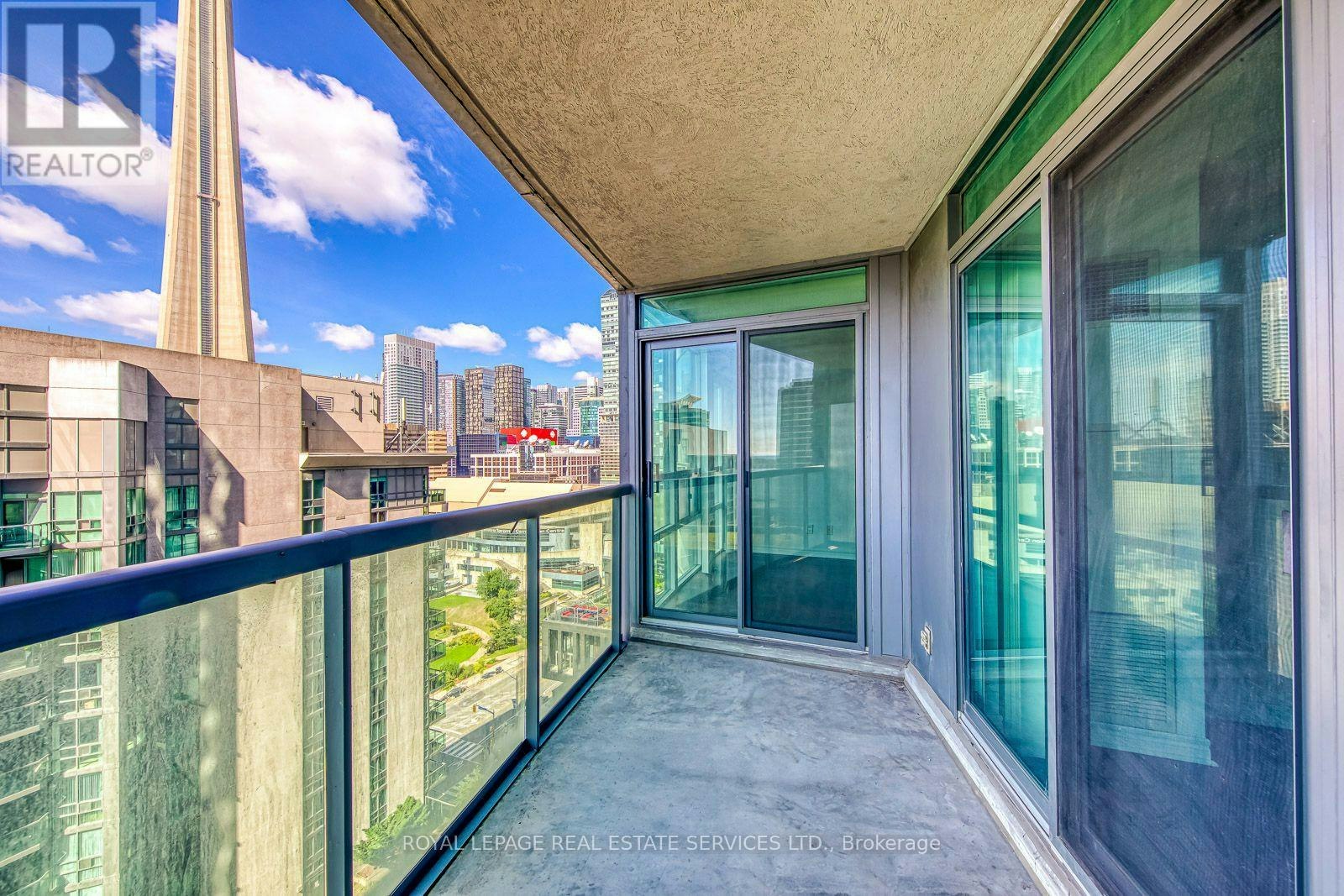 2012-30 Grand Trunk Crescent, Toronto, ON, M5J 3A3 - 18