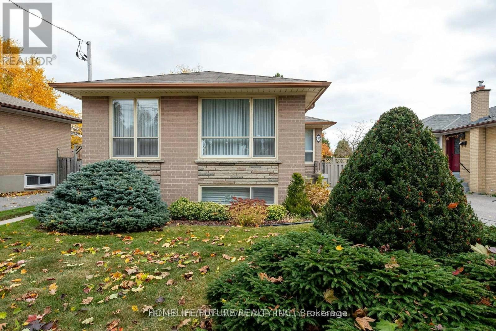 417 Painted Post Drive, Toronto, ON, M1G 2M7