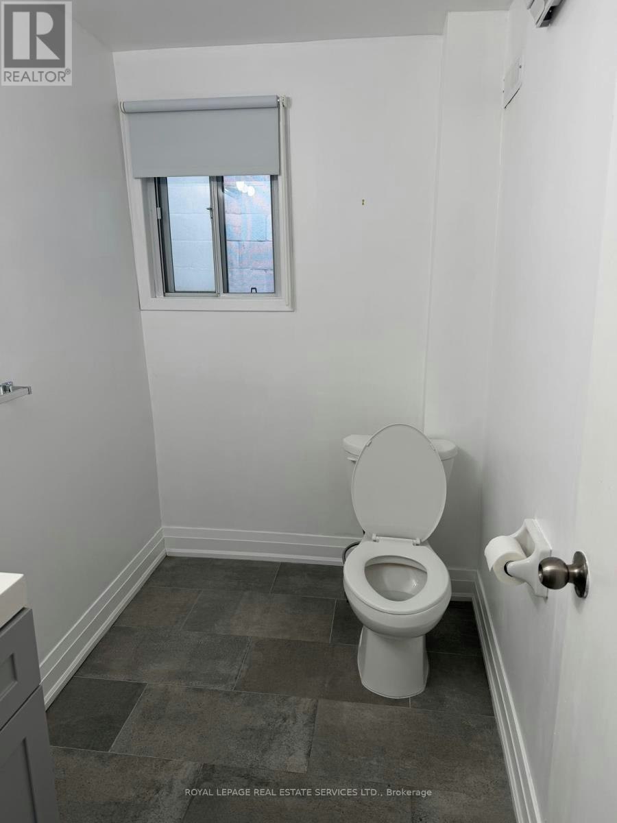 UPPER-1226 King Street W, Toronto, ON, M6K 1G4 - 17
