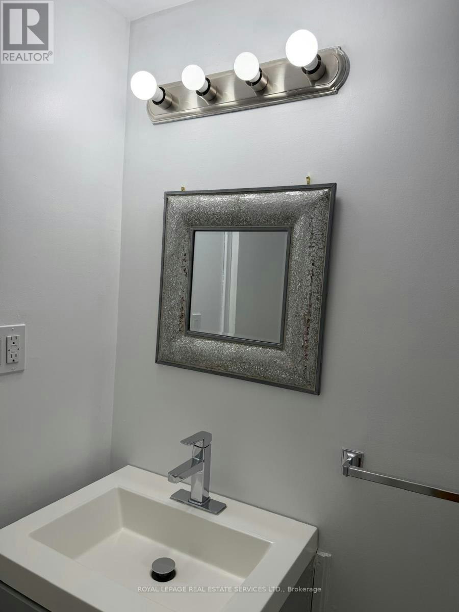 UPPER-1226 King Street W, Toronto, ON, M6K 1G4 - 18