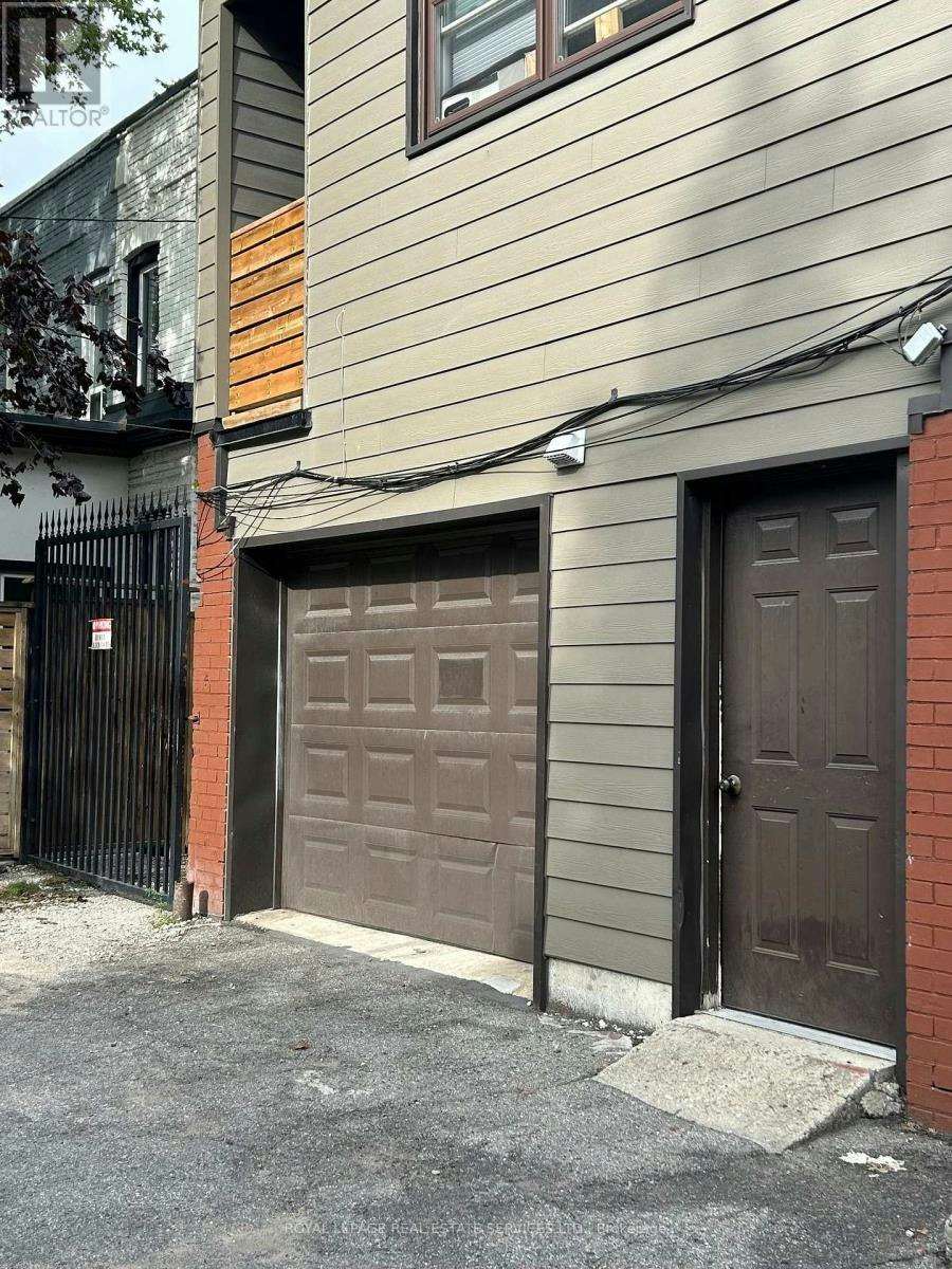 UPPER-1226 King Street W, Toronto, ON, M6K 1G4 - 19