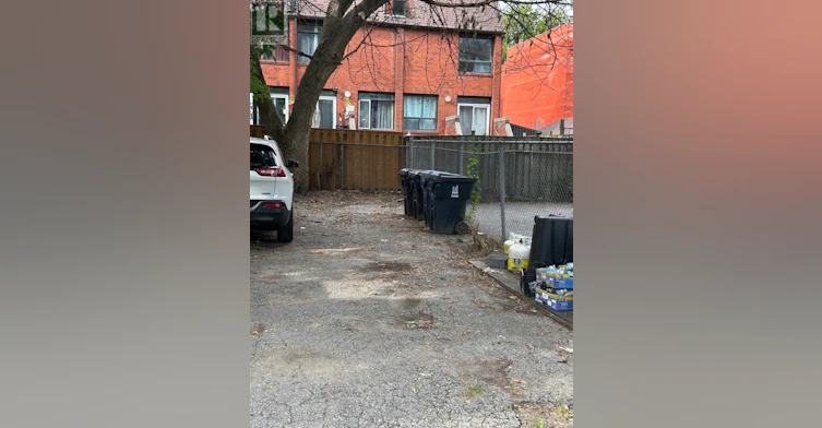 UPPER-1226 King Street W, Toronto, ON, M6K 1G4 - 23