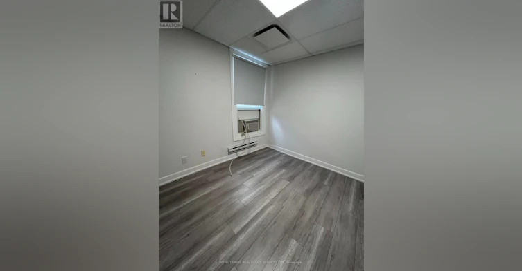 UPPER-1226 King Street W, Toronto, ON, M6K 1G4 - 9