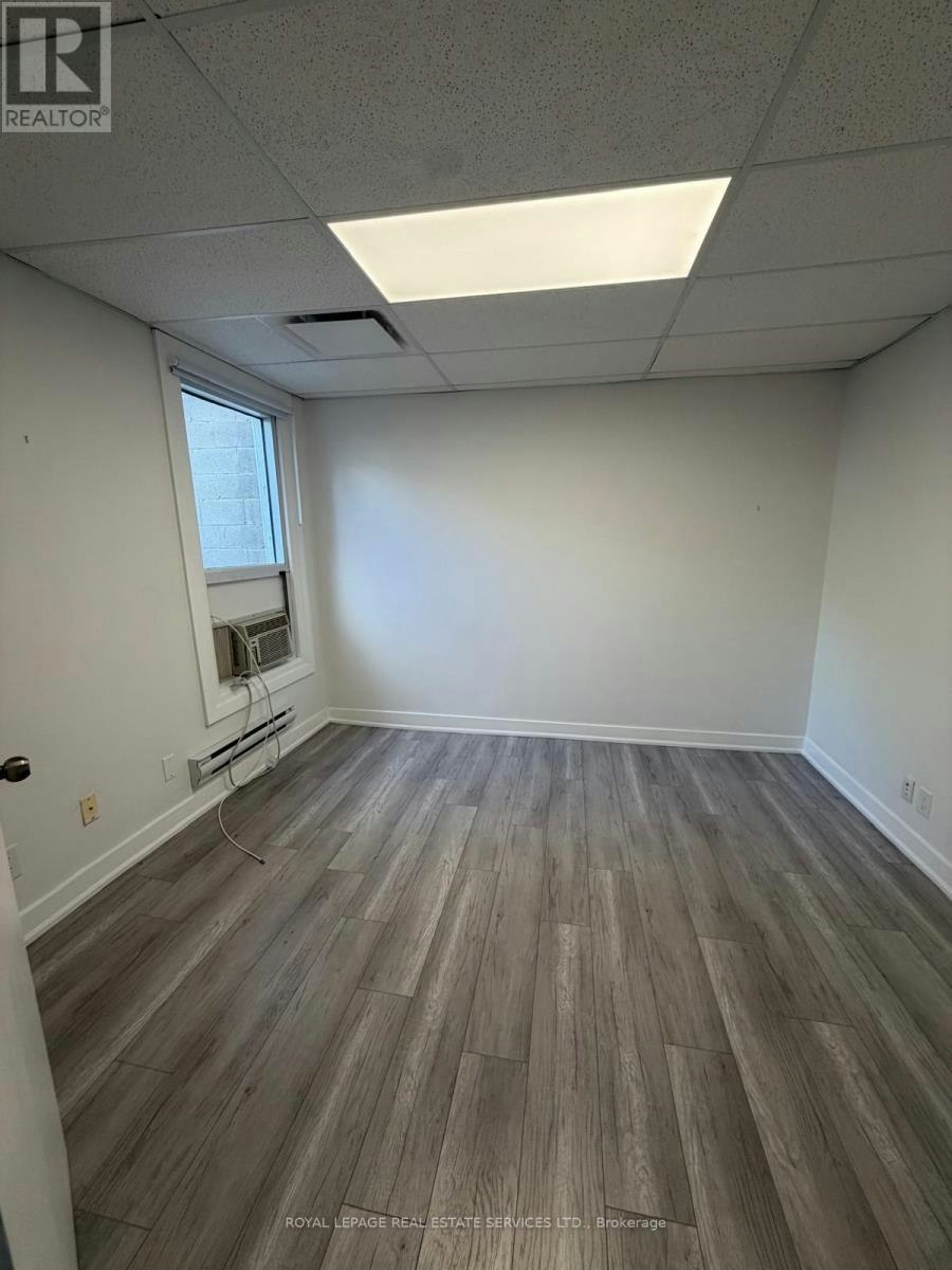 UPPER-1226 King Street W, Toronto, ON, M6K 1G4 - 4