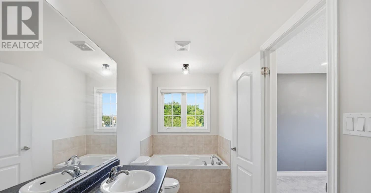 15 Mcphail Place, Hamilton, ON, L8B 0R5 - 36
