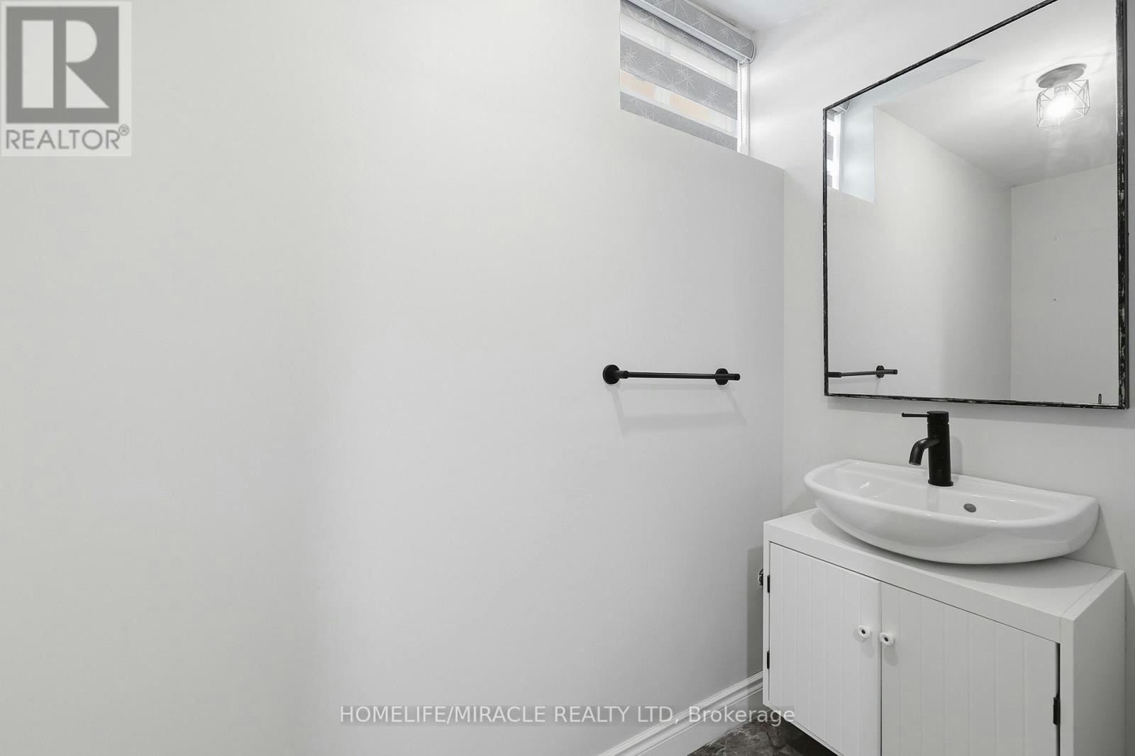 15 Mcphail Place, Hamilton, ON, L8B 0R5 - 38