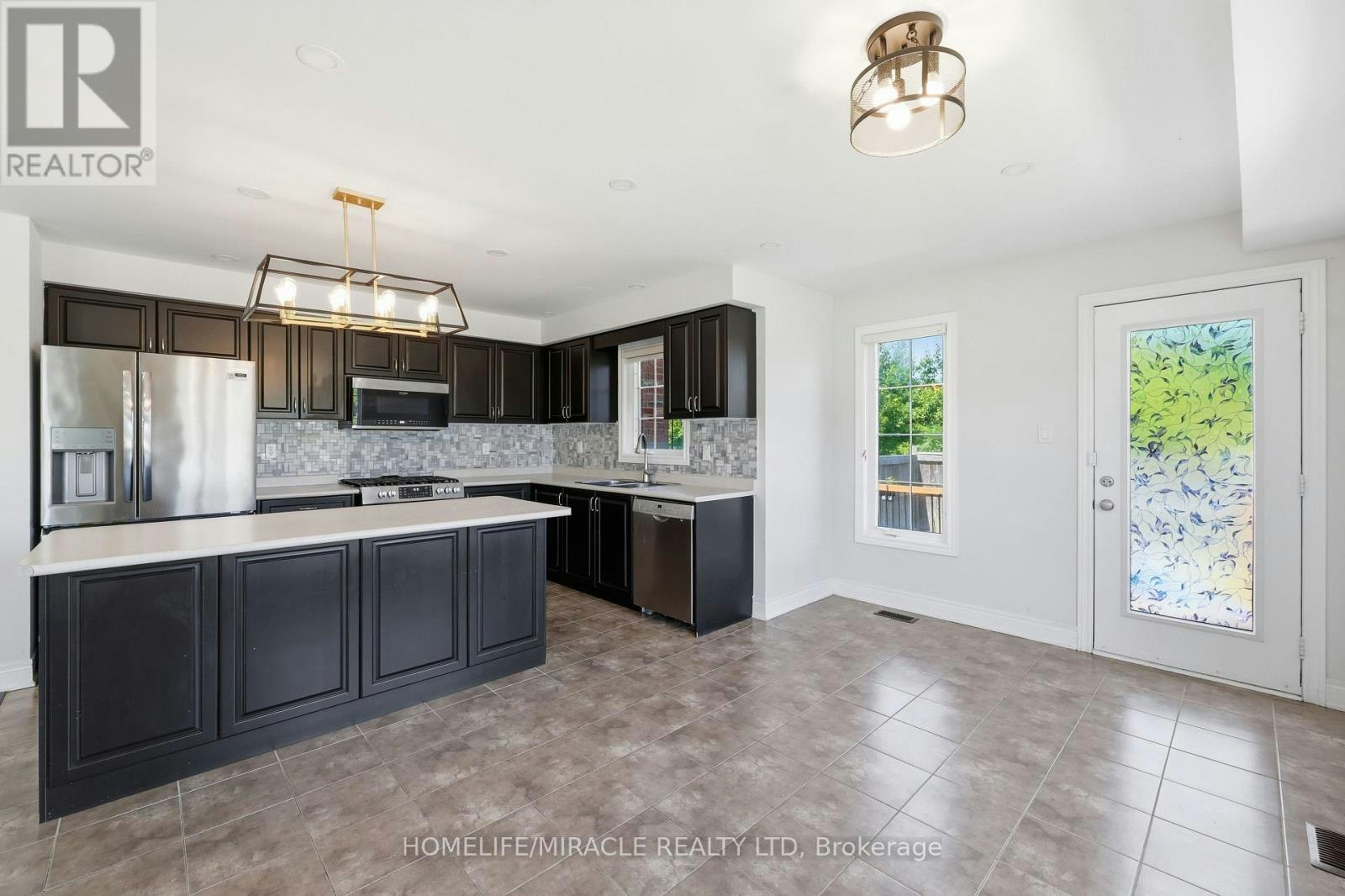 15 Mcphail Place, Hamilton, ON, L8B 0R5 - 15