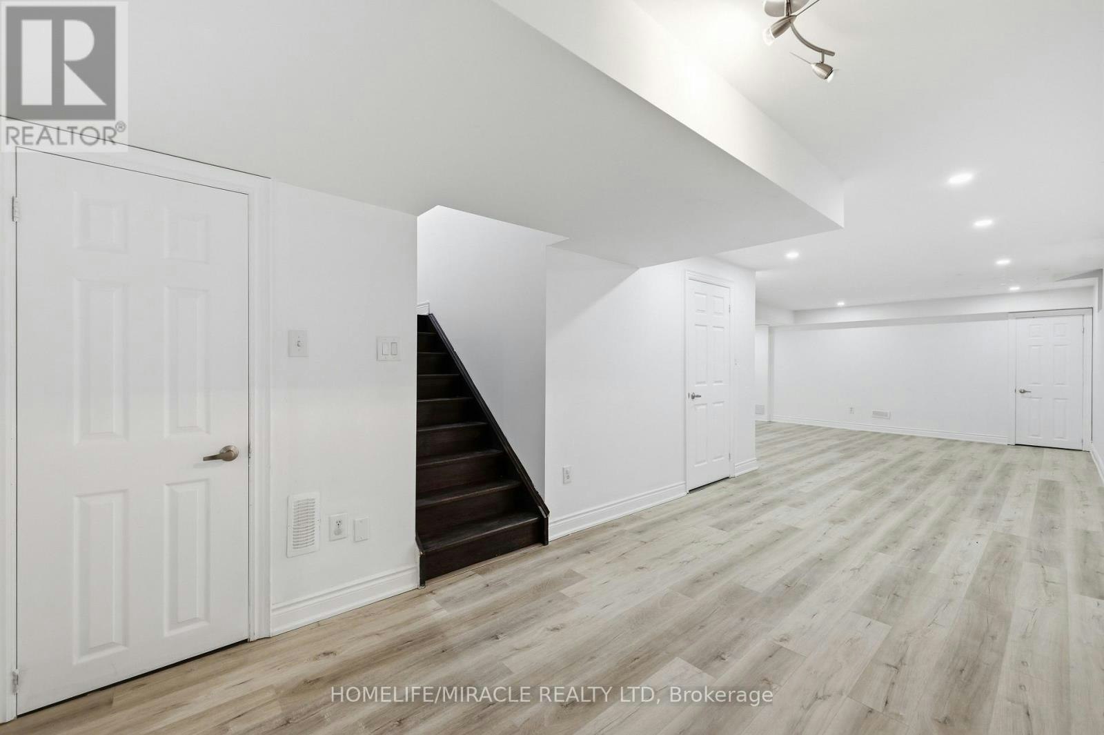 15 Mcphail Place, Hamilton, ON, L8B 0R5 - 40