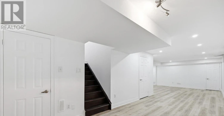 15 Mcphail Place, Hamilton, ON, L8B 0R5 - 40