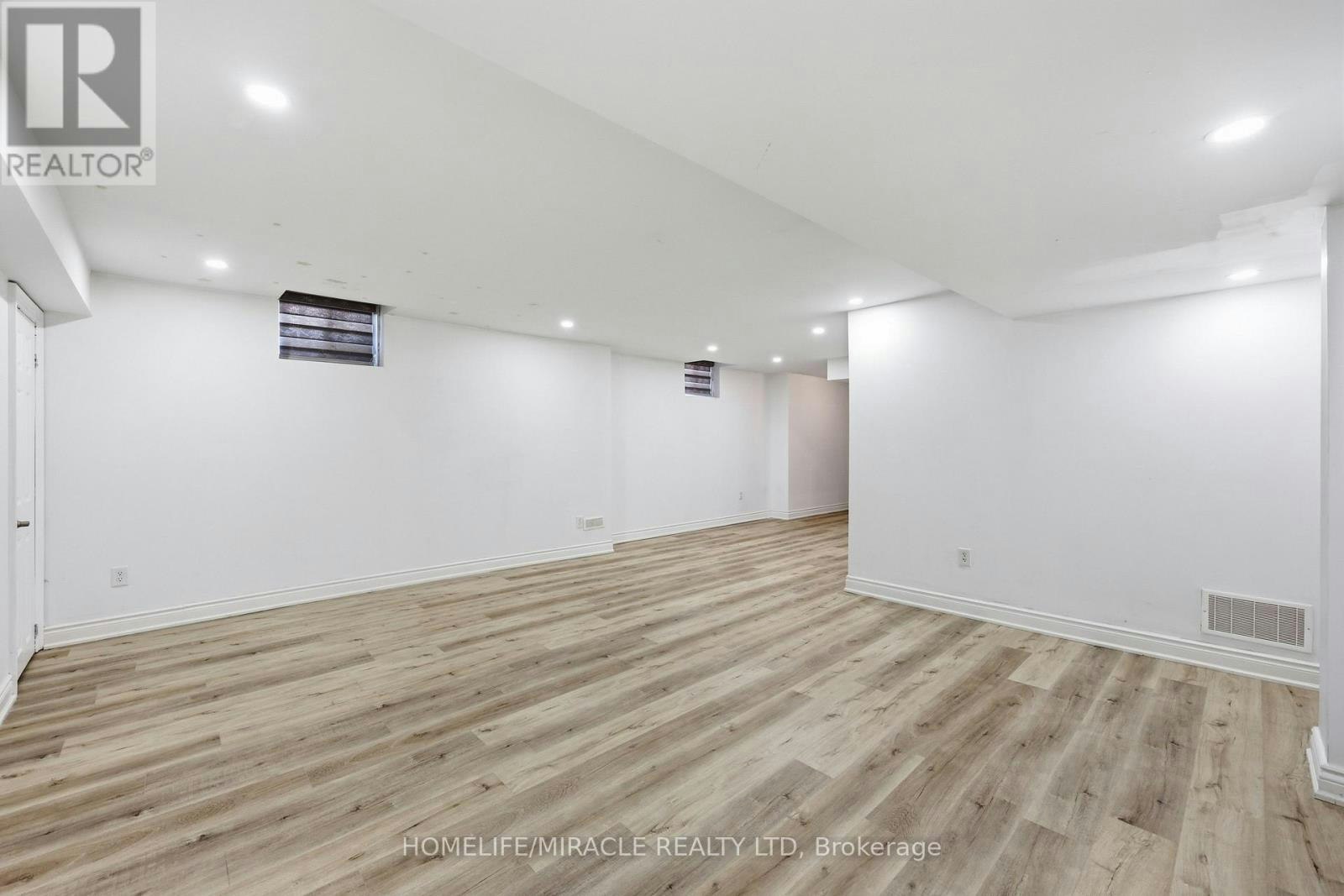 15 Mcphail Place, Hamilton, ON, L8B 0R5 - 42