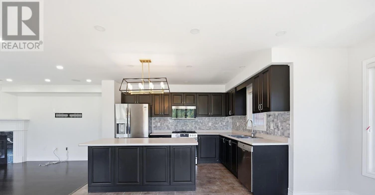 15 Mcphail Place, Hamilton, ON, L8B 0R5 - 16