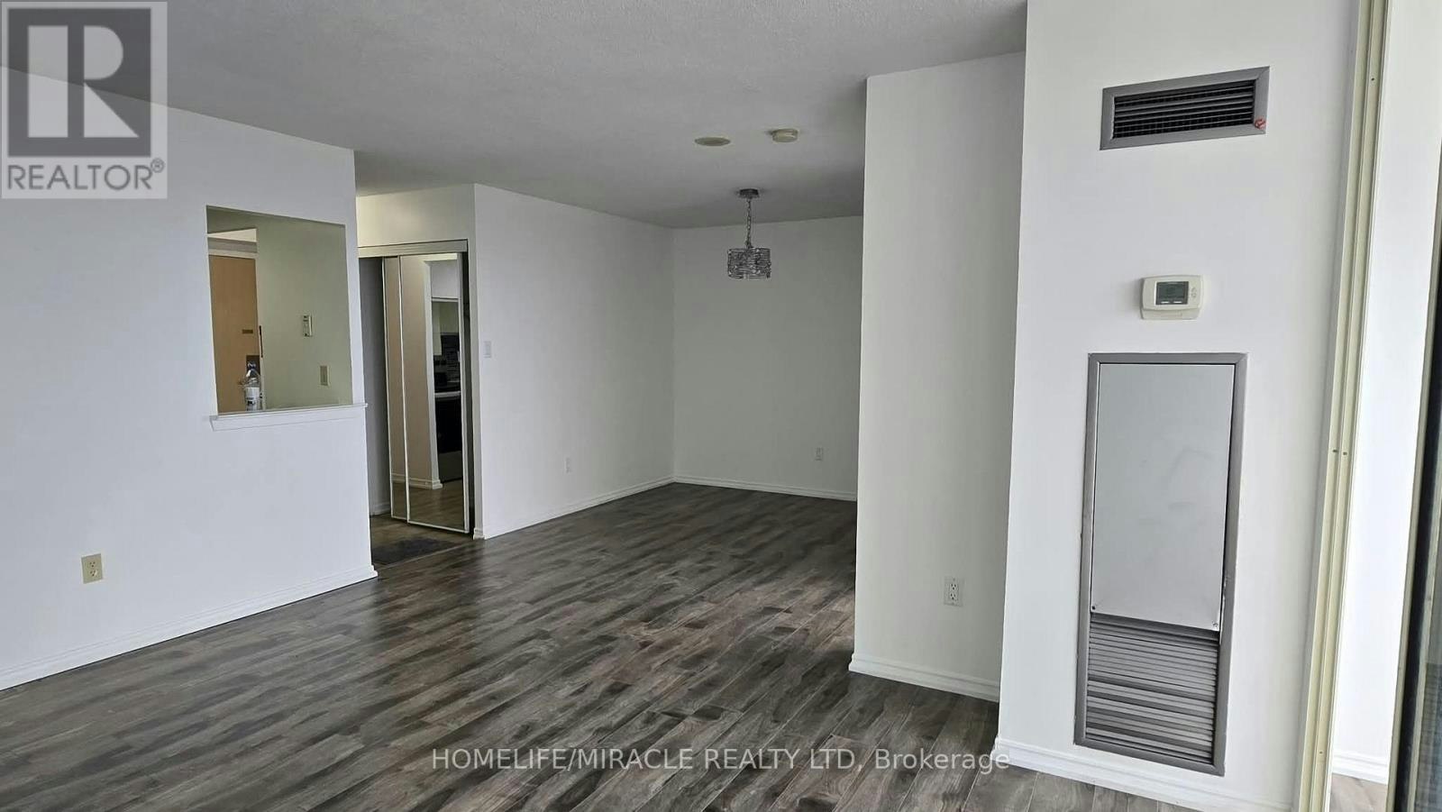 819-3 Greystone Walk Drive, Toronto, ON, M1K 5J4 - 14