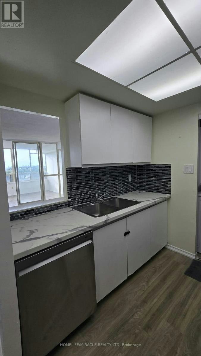 819-3 Greystone Walk Drive, Toronto, ON, M1K 5J4 - 4