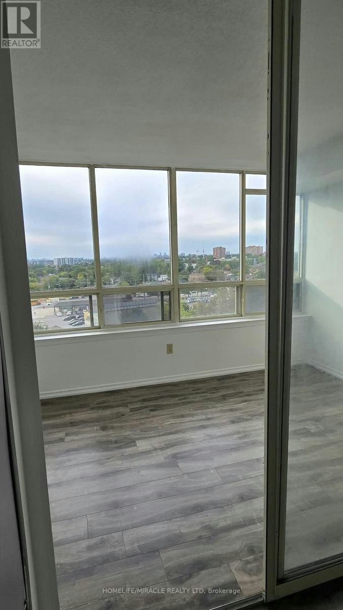 819-3 Greystone Walk Drive, Toronto, ON, M1K 5J4 - 12