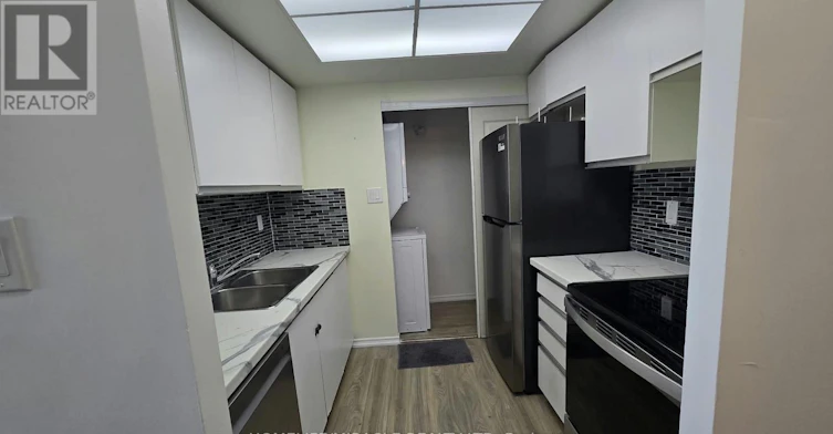 819-3 Greystone Walk Drive, Toronto, ON, M1K 5J4 - 5