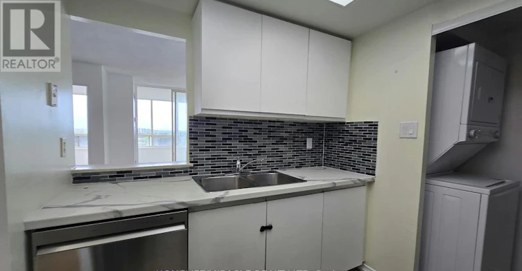 819-3 Greystone Walk Drive, Toronto, ON, M1K 5J4 - 6