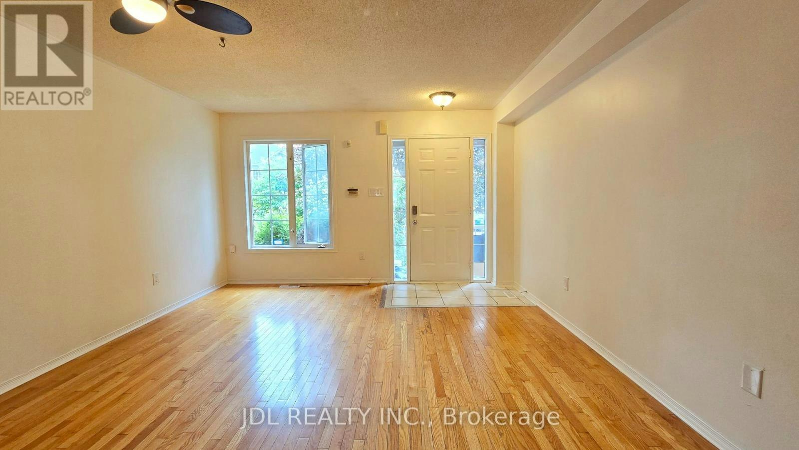 37 Holmwood Street, Richmond Hill, ON, L4B 4K5 - 19