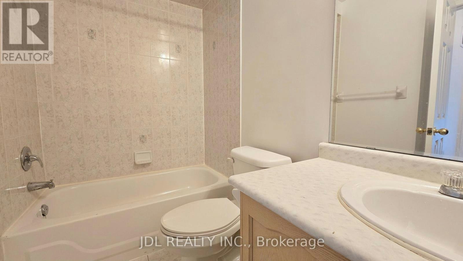 37 Holmwood Street, Richmond Hill, ON, L4B 4K5 - 7