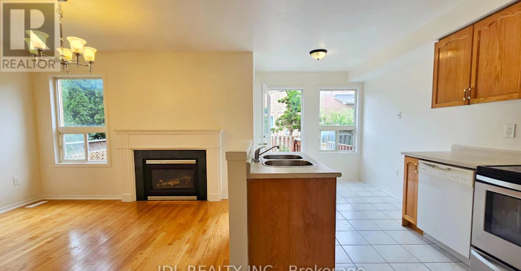 37 Holmwood Street, Richmond Hill, ON, L4B 4K5 - 13