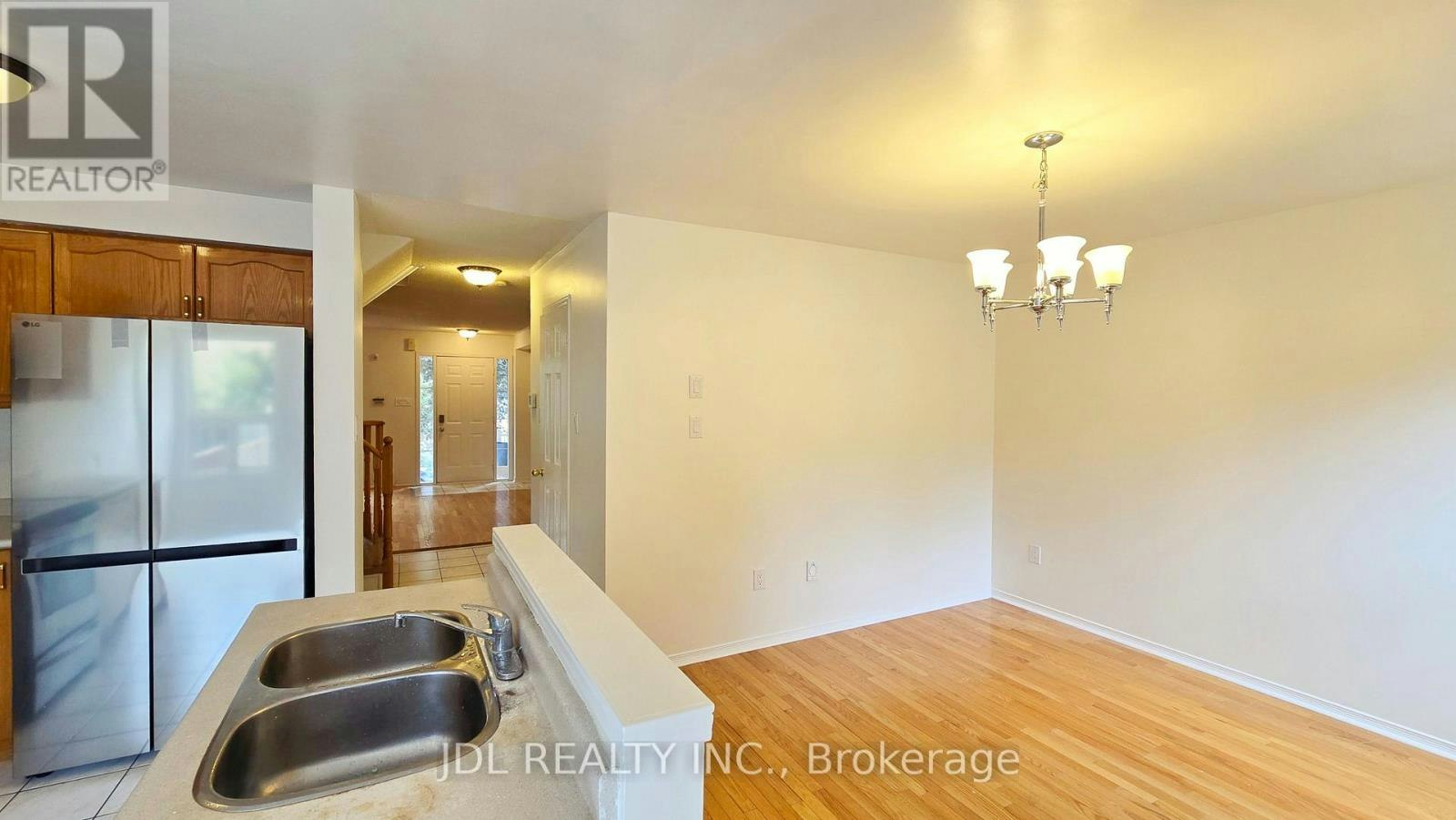 37 Holmwood Street, Richmond Hill, ON, L4B 4K5 - 17