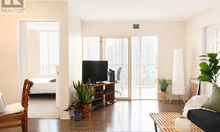 2006-285 Enfield Place
