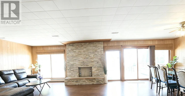 745 Harbour Street, Innisfil, ON, L0L 1W0 - 41