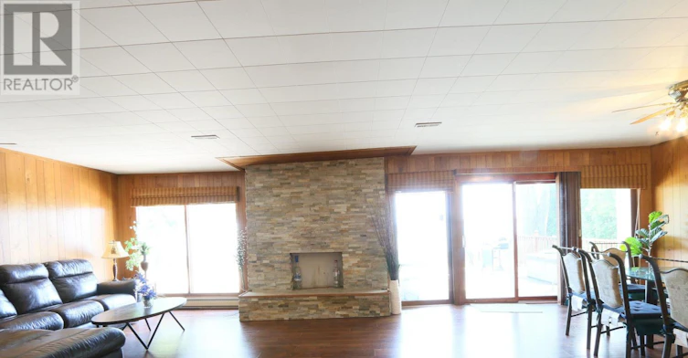 745 Harbour Street, Innisfil, ON, L0L 1W0 - 15