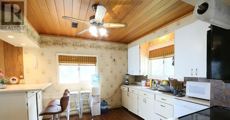 745 Harbour Street, Innisfil, ON, L0L 1W0 - 40